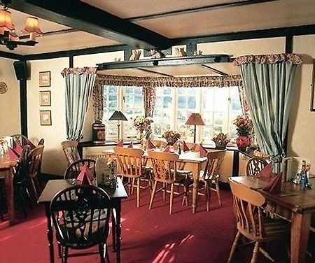 The Druid Inn Llanferres 외부 사진