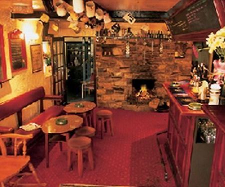 The Druid Inn Llanferres 외부 사진
